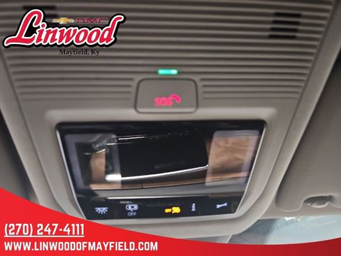 Used 2024 Volkswagen Atlas SE AWD/4WD image 30