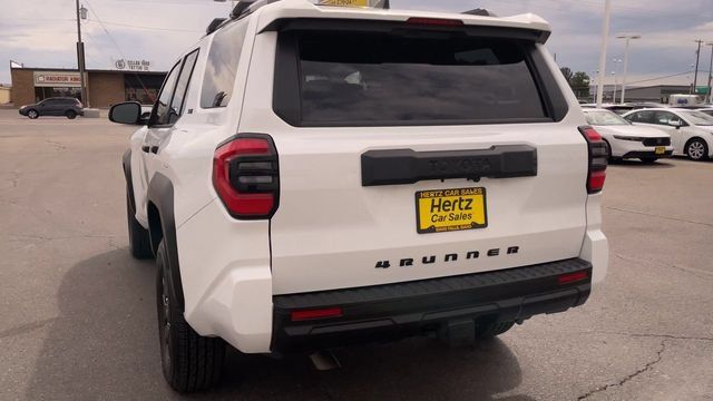 Used 2025 Toyota 4Runner SR5 AWD/4WD image 8
