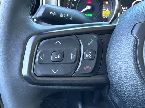 Used 2023 Jeep Wrangler Unlimited image 21