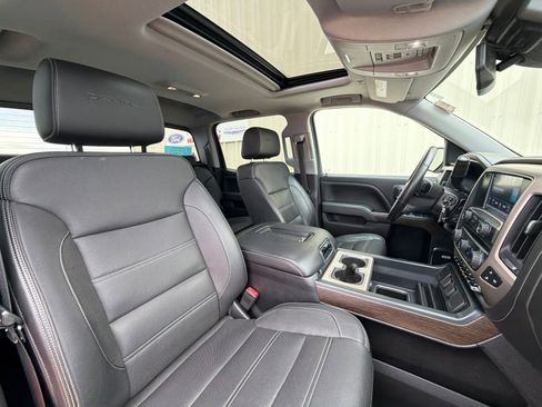 Used 2018 GMC Sierra 1500 Denali w/ Denali Ultimate Package AWD/4WD image 8