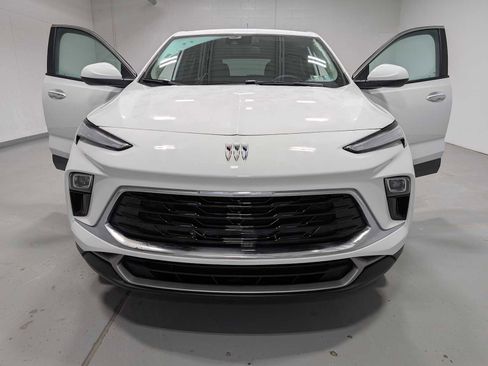 Used 2024 Buick Encore GX Preferred image 15