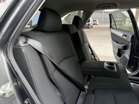 Used 2019 Subaru Outback 2.5i Premium w/ Popular Package #2 AWD/4WD image 19