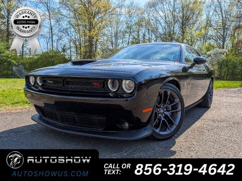 Used 2023 Dodge Challenger R/T Scat Pack RWD image 1