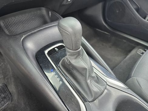 Used 2024 Toyota Corolla LE FWD image 18