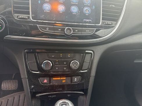 Used 2019 Buick Encore Preferred image 19