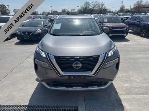 Certified 2023 Nissan Rogue Platinum w/ Platinum Premium Package image 2