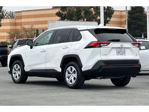 Used 2024 Toyota RAV4 LE AWD/4WD image 6