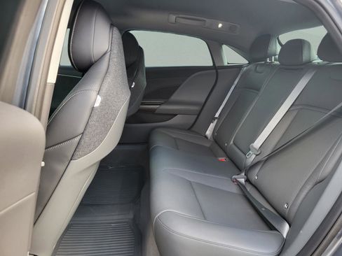 Used 2025 Lucid Air Pure image 37