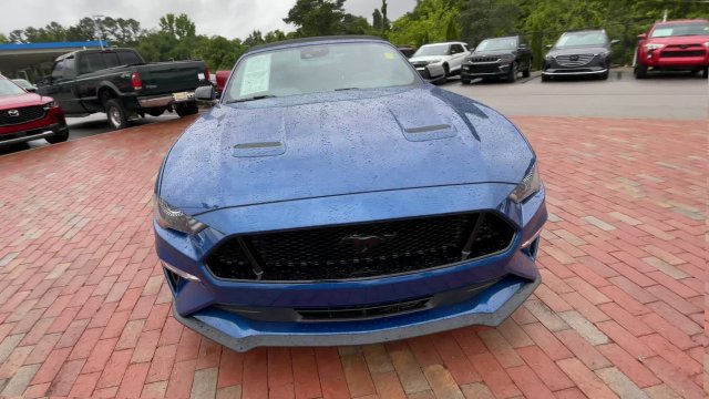Used 2023 Ford Mustang GT Premium w/ Equipment Group 401A RWD image 4