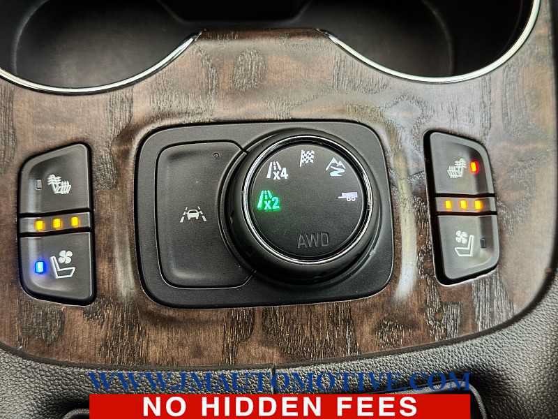 Used 2021 GMC Acadia Denali w/ Denali Ultimate Package AWD/4WD image 38