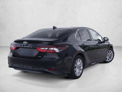 Used 2024 Toyota Camry LE FWD image 7