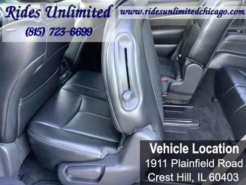 Used 2015 Nissan Pathfinder Platinum w/ Family Entertainment Package AWD/4WD image 35