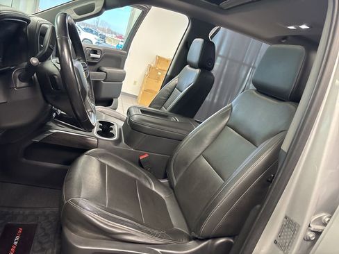 Used 2019 Chevrolet Silverado 1500 LTZ w/ LTZ Premium Package image 28