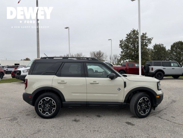 Used 2025 Ford Bronco Sport Outer Banks w/ Outer Banks Tech Package+ AWD/4WD image 9