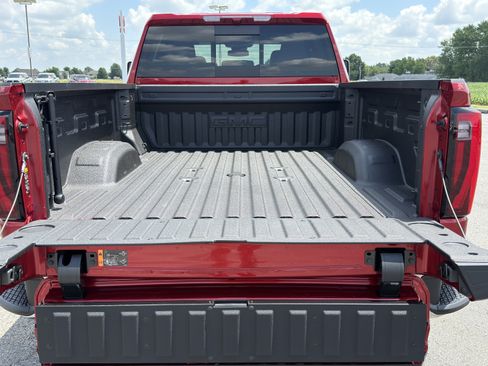 New 2026 GMC Sierra 2500 SLT w/ SLT Premium Package AWD/4WD image 12