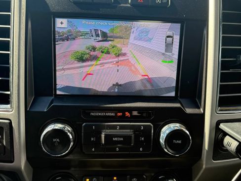 Used 2019 Ford F150 Lariat AWD/4WD image 21