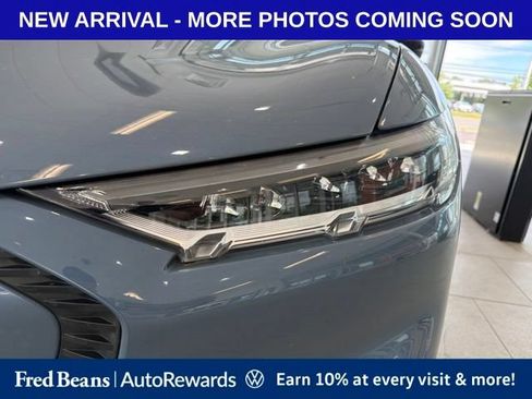Used 2023 Ford Mustang Mach-E Select w/ Comfort Package Lite AWD/4WD image 3