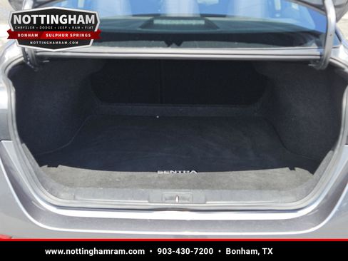 Used 2024 Nissan Sentra SV FWD image 9