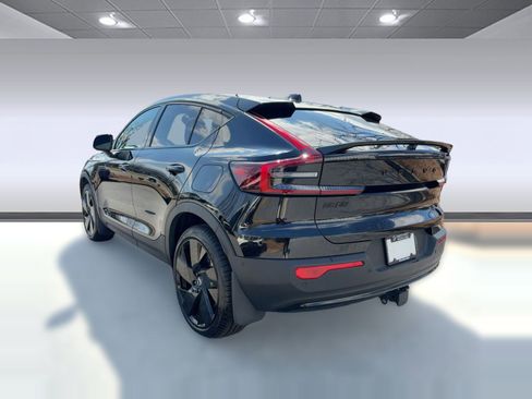 Used 2025 Volvo EC40 Ultra image 3