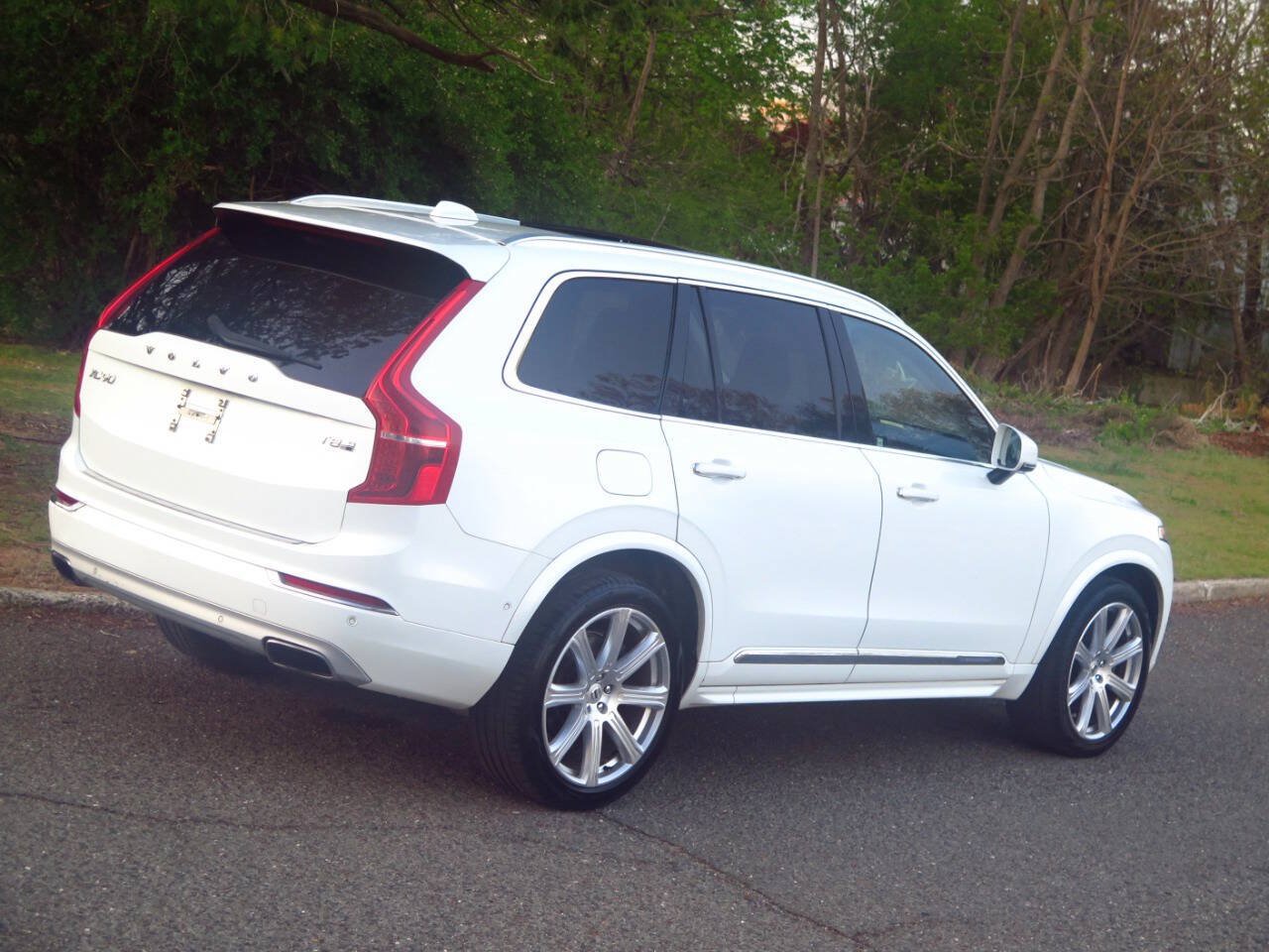 Used 2017 Volvo XC90 T8 Inscription w/ Luxury Package AWD/4WD image 22