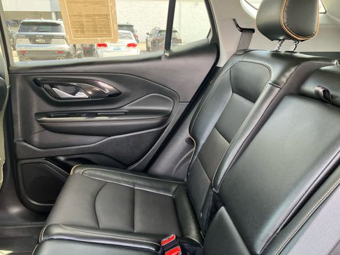 Used 2023 GMC Terrain AT4 w/ Infotainment Package II image 39