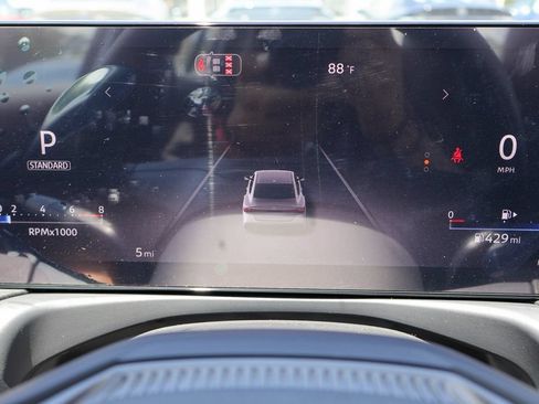 New 2026 Nissan Sentra SV FWD image 9