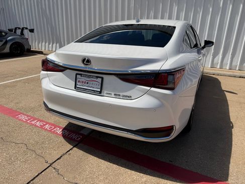 Used 2021 Lexus ES 250 w/ Premium Package AWD/4WD image 6
