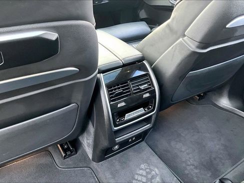 Used 2025 BMW X7 xDrive40i image 10