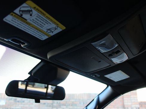 Used 2022 Nissan Frontier PRO-4X image 27