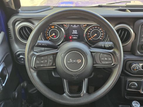 Used 2020 Jeep Wrangler Unlimited Sport AWD/4WD image 15