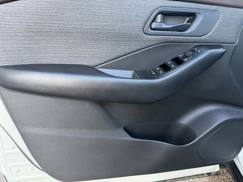 Certified 2023 Nissan Rogue S image 11