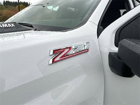 New 2026 Chevrolet Silverado 2500 LT image 31