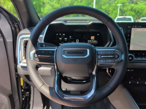 New 2026 GMC Canyon Denali w/ LPO, Black Badging Package AWD/4WD image 35