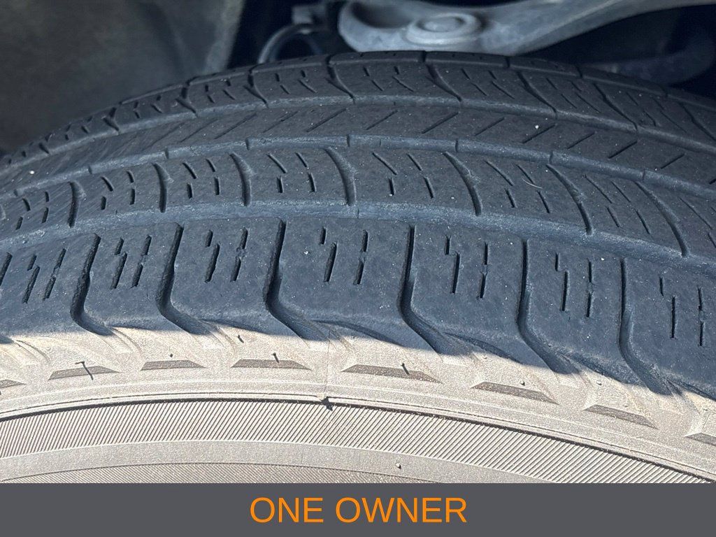 Used 2024 GMC Sierra 1500 SLT RWD image 5