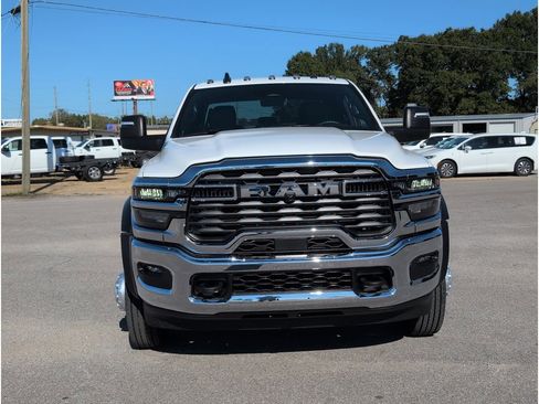 New 2026 RAM 5500 Tradesman w/ Chrome Appearance Group image 8