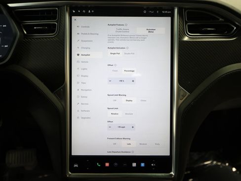 Used 2016 Tesla Model X 75D image 62