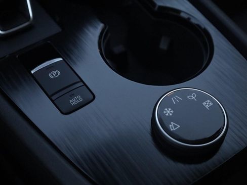 New 2026 Nissan Rogue Dark Armor AWD/4WD image 18