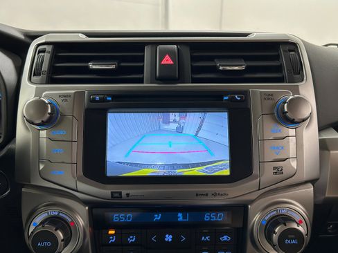 Used 2019 Toyota 4Runner Limited AWD/4WD image 8