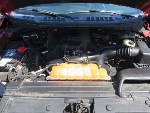 Used 2016 Ford F150 XLT w/ Equipment Group 301A Mid AWD/4WD image 10