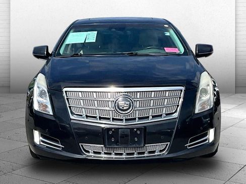 Used 2014 Cadillac XTS Platinum FWD image 2