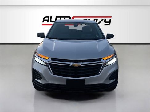 Used 2022 Chevrolet Equinox LS w/ LS Convenience Package image 2