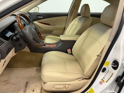 Used 2011 Lexus ES 350 FWD image 4