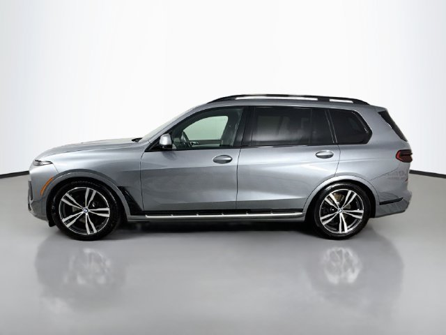 Used 2026 BMW X7 xDrive40i AWD/4WD image 4