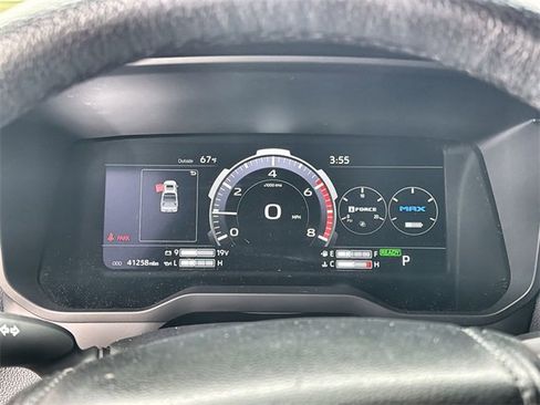 Used 2024 Toyota Tundra Limited image 12