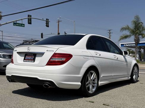 Used 2013 Mercedes-Benz C 300 4MATIC Sedan image 21