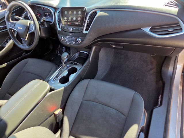 Used 2023 Chevrolet Malibu LT FWD image 16
