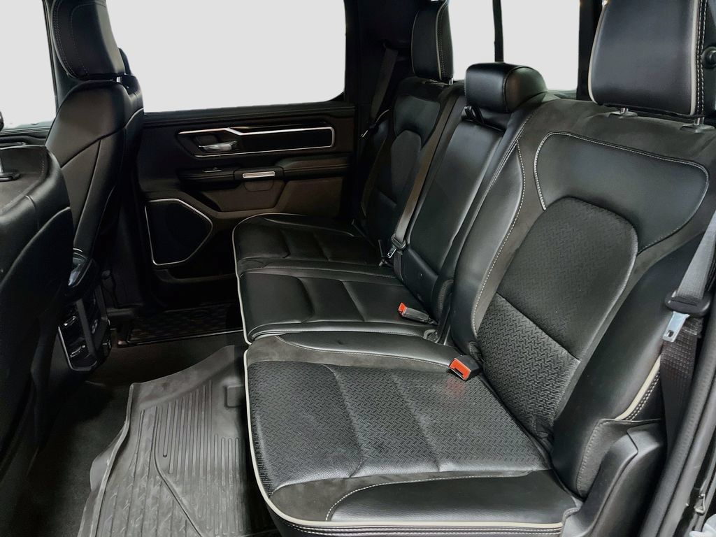 Used 2022 RAM 1500 Laramie w/ Sport Appearance Package AWD/4WD image 26