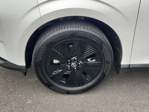 Certified 2025 Nissan Murano SV AWD/4WD image 8