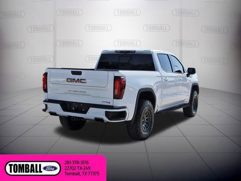 Used 2022 GMC Sierra 1500 AT4 w/ AT4 Premium Package AWD/4WD image 7