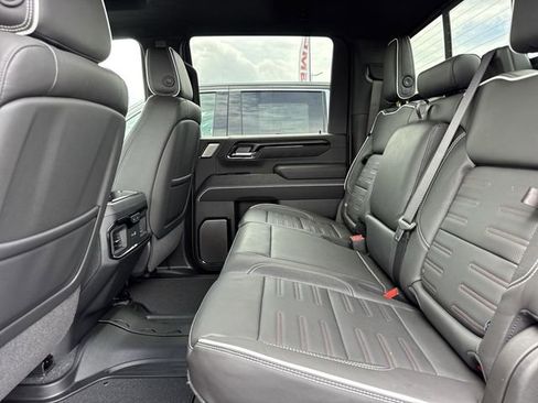 New 2026 GMC Sierra 2500 AT4X AWD/4WD image 9